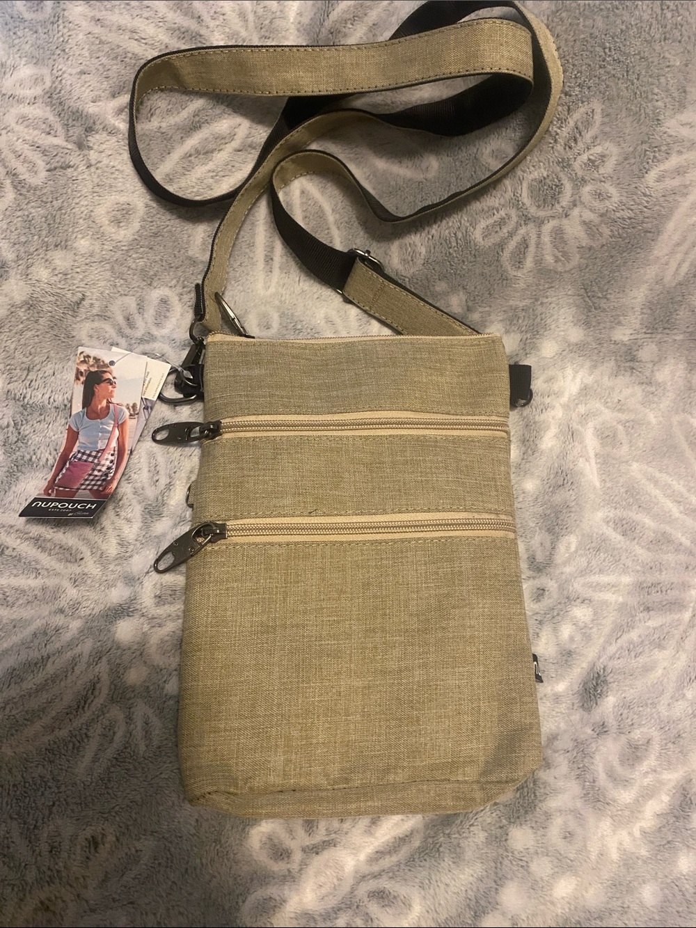 Nupouch women’s Crossbody Bag in Beige